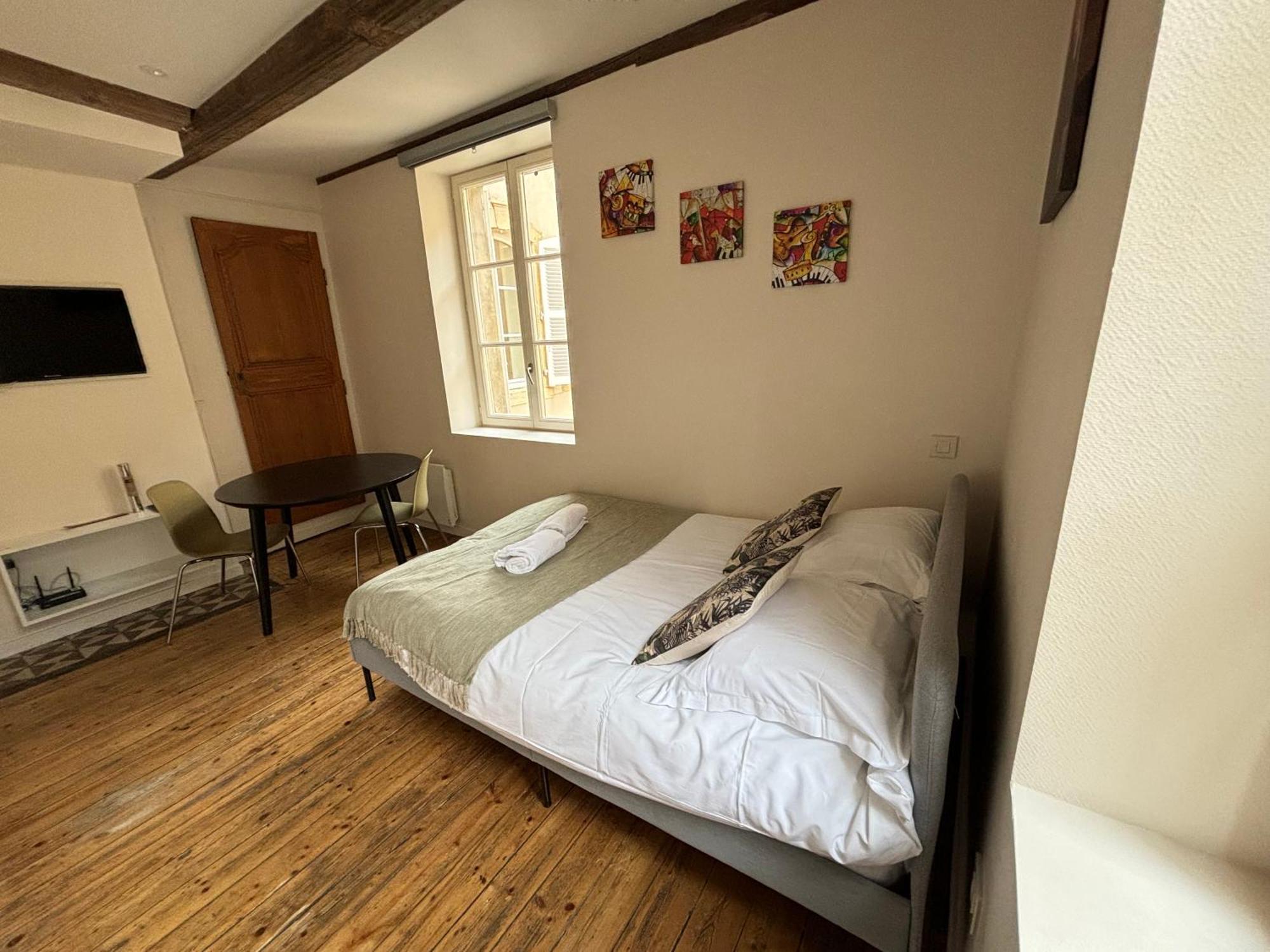 Appartement Louis Premier Et Second Metz Centre Un Sejour A Part Extérieur photo