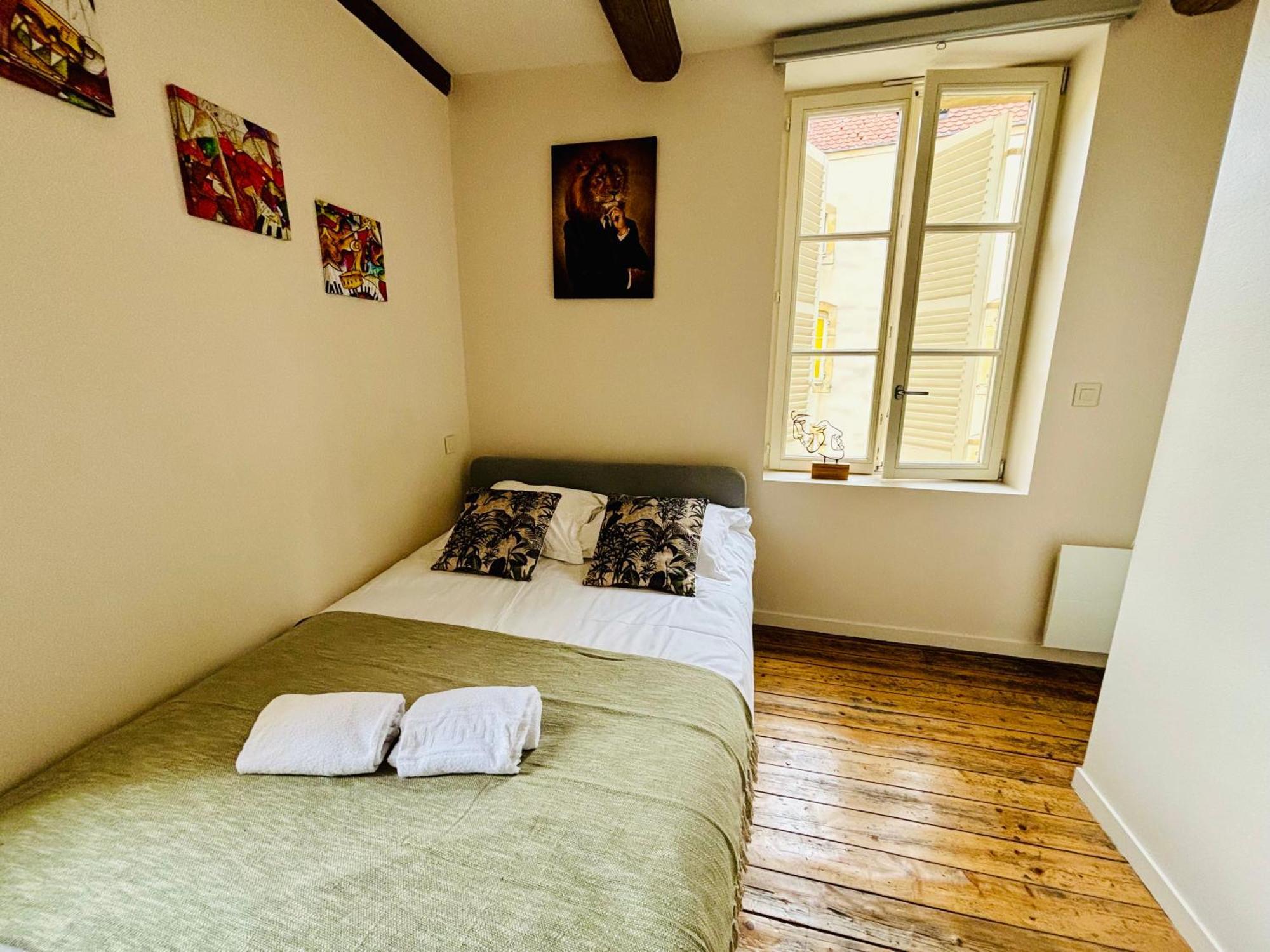 Appartement Louis Premier Et Second Metz Centre Un Sejour A Part Extérieur photo